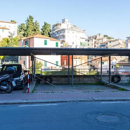 Maison De Pi * San Remo